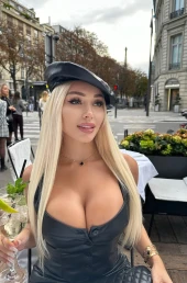 Проститутка Софья